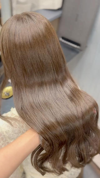 ロング カラー ヘアアレンジ 新宿⌇韓国風ヘア ⌇透明感カラーのヘアスタイル