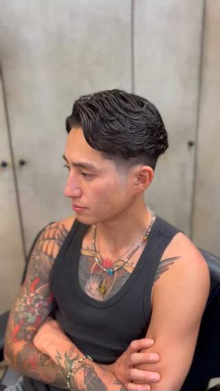 ショート パーマ メンズ 矢崎 裕哉のヘアスタイル