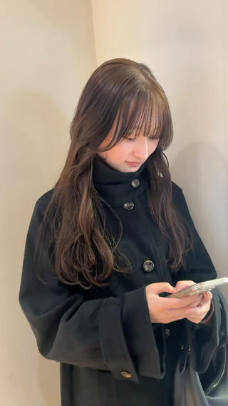 ブラウンのロングヘア
