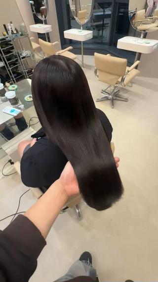 【朝のヘアセット3分で終わります♪】酸性ストレートで癖のないまとまりのある艶髪に