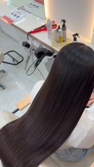 ロング カラー うるツヤ絹髪 /y.mao💎のヘアスタイル