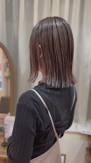 パツッと系ボブスタイル️
軽い質感の切りっぱなしはお任せください!!