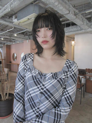 ミディアム カラー yu maのヘアスタイル