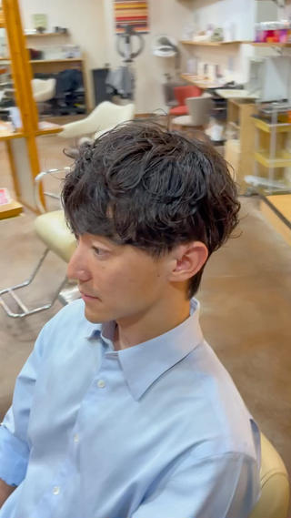 ショート パーマ メンズ しみず ちかえのヘアスタイル