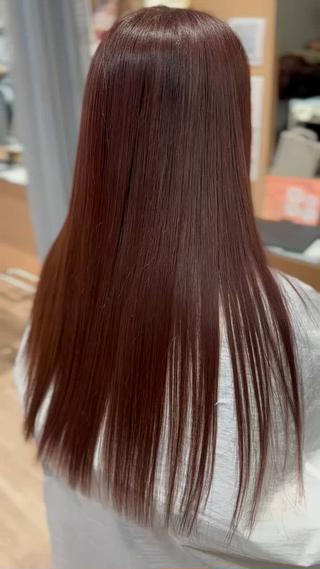 ・ブリーチやカラーで疲れた髪に◎

レブリン酸×ケラチン補強で髪の毛の体力を上げながら、艶感たっぷりのまとまる美髪へ

・パサつき・広がり・うねりが気になる方に

酸熱トリートメントで内部から補強し、思わず触りたくなる柔らかい艶髪に◎

・韓国っぽい艶感ヘア好きな方にもオススメ

•	繰り返すカラーや熱ダメージで弱った髪を内部からケア◎

髪の体力を上げながら、ナチュラルで上品な艶髪に仕上げます

・"髪綺麗になった？”って言われる質感へ
酸熱トリートメント×ケラチン補強で、柔らかさと艶感のある美髪に◎

レブリン酸配合の髪質改善で、扱いやすいまとまり髪へ 