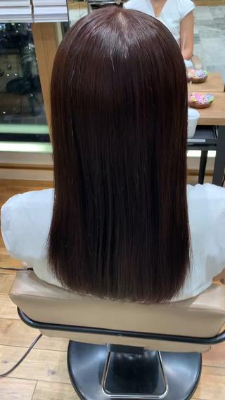 透明感のあるダークブラウンカラー
4stepトリートメントで乾かしただけでこの艶感
現在カラーモデル様募集中です!