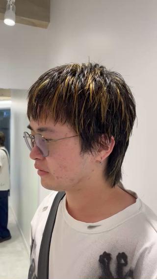 白髪が気になり始めた方もハイライトをすれば馴染むのでおすすめです!