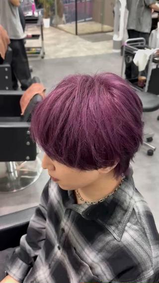 ブリーチ一回からできるピンクバイオレットです
現在スタイリストデビューに向けメンズカットモデルを募集しています。