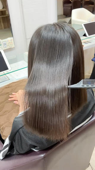 タカギ/艶髪カラー /髪質改善/縮毛矯正のヘアスタイル