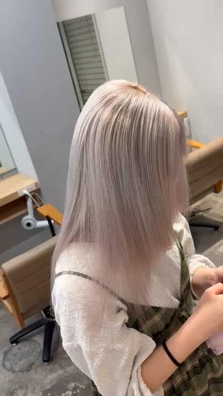 カラー Libero 柏 あつきのヘアスタイル