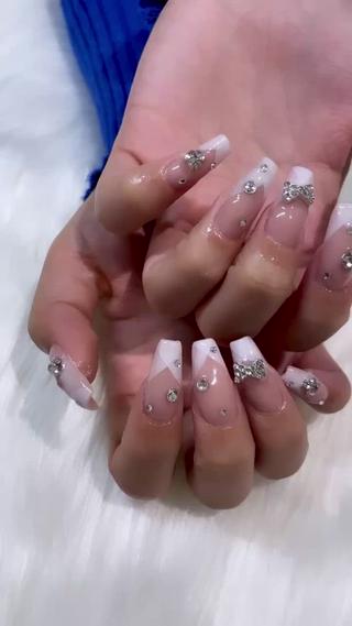 ネイル NailSalon CREAのネイルデザイン