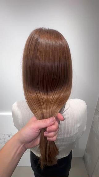 ロング ブリーチ毛の矯正特化 newi 大西将弘のヘアスタイル