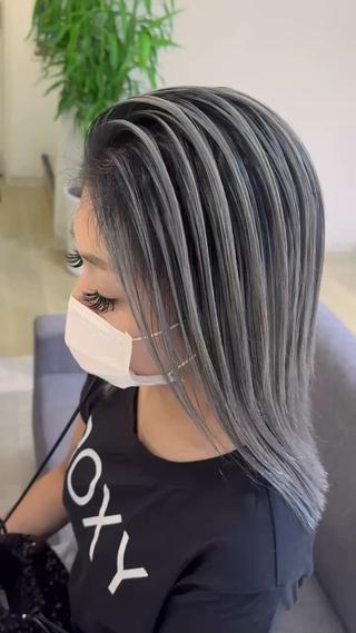 ミディアム カラー 福井 珠乃のヘアスタイル