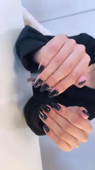 ミディアム 🦋Nail Amo🦋のネイルデザイン
