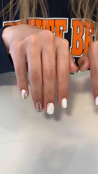ミディアム 🦋Nail Amo🦋のネイルデザイン