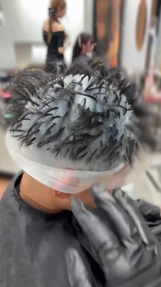 フルメッシュを入れることで立体感がでます!!
カラーも長持ちします!!