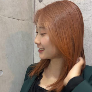 カラー HAGA HINAのヘアスタイル