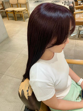 ブリーチを使わないダブルカラー
暖色系カラーおまかせ下さい
ご予約お待ちしてます