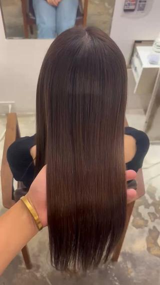 ロング HASIMOTO jijibyMOPSのヘアスタイル