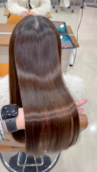 ロング 佐々木 永陽のヘアスタイル