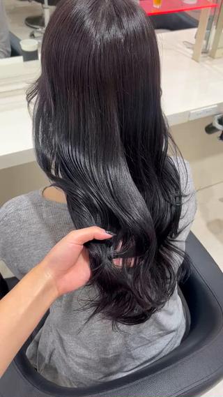 最近オーダーの多いラベンダーブラック
秋冬に向け暗めカラー増えてます 