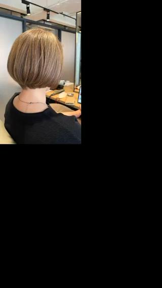 ショート カラー オキシー イバのヘアスタイル