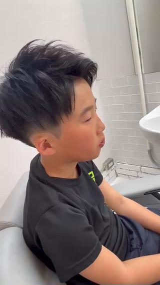 キッズ 杉山 友哉のヘアスタイル