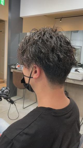 オーダー爆発中のツイストスパイラル
普通パーマに飽きた方、セットが苦手な方、、、
是非一度お試し下さい