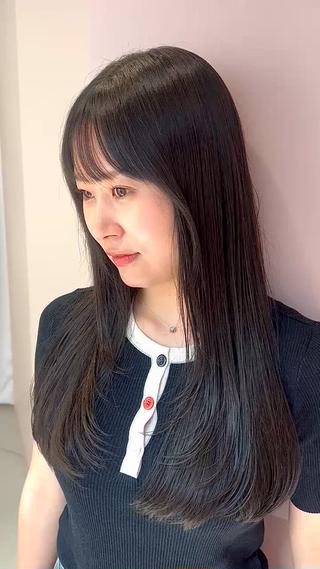レイヤーカットで憧れの大人ヘアへ