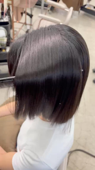ミディアム 鶴井 美空のヘアスタイル