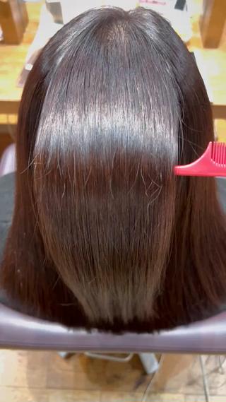 ミディアム カラー Artist 藤﨑紘成のヘアスタイル