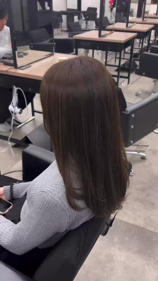 ミディアム カラー ヘーゼルベージュ/ 赤み消し/はるのヘアスタイル