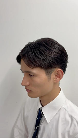 ビジネスシーンでも使える
メンズカット!!!