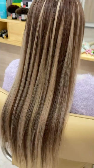 ロング エクステ＆カラー専門 羽エクステ　新大久保のヘアスタイル