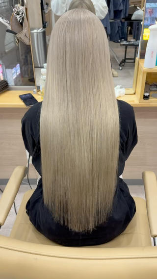 ロング エクステ＆カラー専門 羽エクステ　新大久保のヘアスタイル