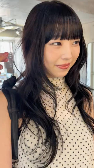 ロング レイヤーカット\ウル フ　chinatsuのヘアスタイル