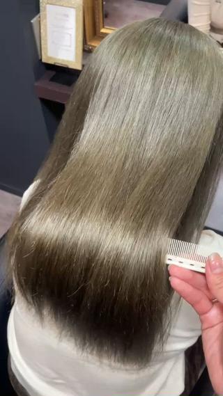 ロング カラー  ︎︎ 寧音のヘアスタイル