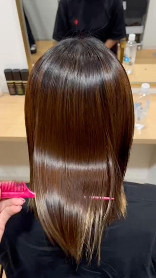 ロング NANAKA𝜗𝜚 〜vince〜のヘアスタイル