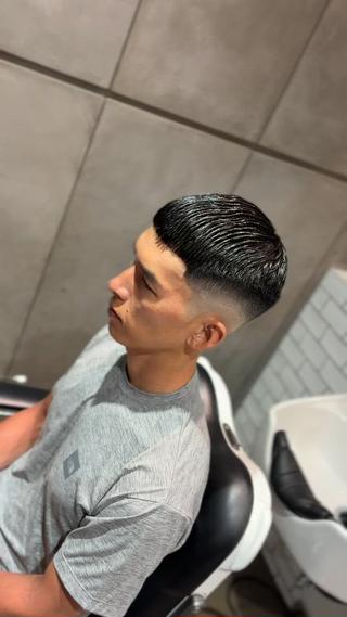 ショート メンズ 岩本 文太のヘアスタイル