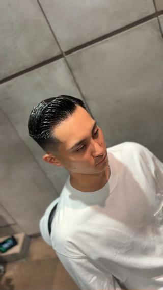 "side part" 