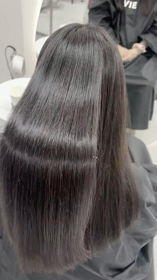 ロング Hanaka🪷 ニュアンス×レイヤーのヘアスタイル
