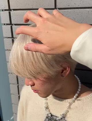 ショート カラー カマタ ハルキのヘアスタイル