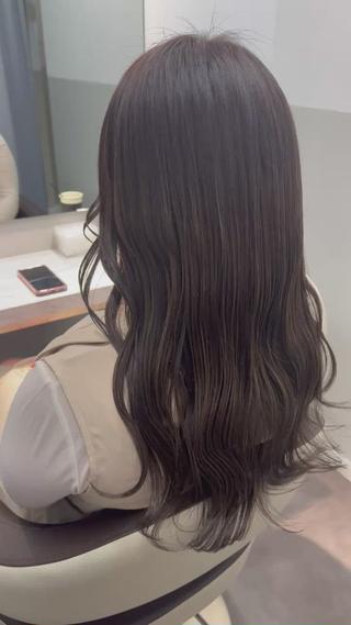 ロング カラー ヘアアレンジ 個室で似合わせ好印象 🧡外山弥千代のヘアスタイル