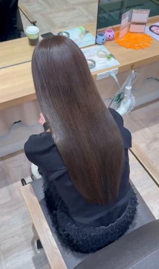 ロング 池崎 歩倖のヘアスタイル