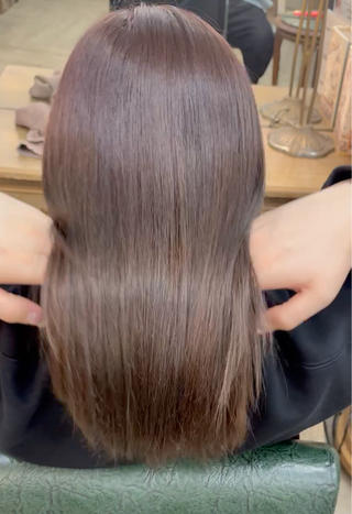 やわらかいのにしっかりする髪
癖も抑えて、艶が出やすいです