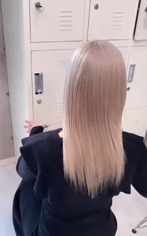 ロング カラー ヘアアレンジ メンズ 🌈【🎀ヘアデザイ ナー🎀】✨ノン✨のヘアスタイル