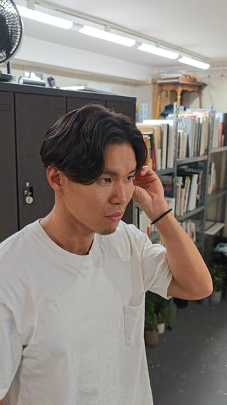 パーマ メンズ 怪我の為1ヶ月程 お休みします🙇のヘアスタイル