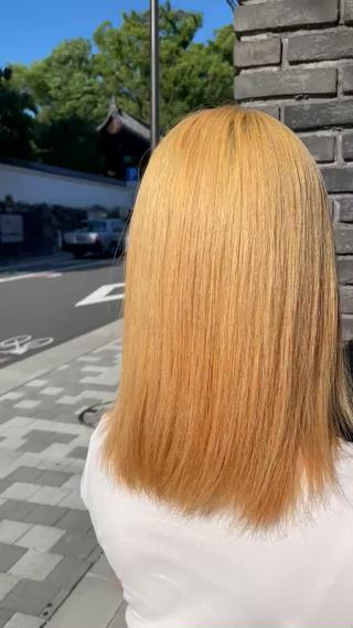 ミディアム ケアリスト Kaitoのヘアスタイル