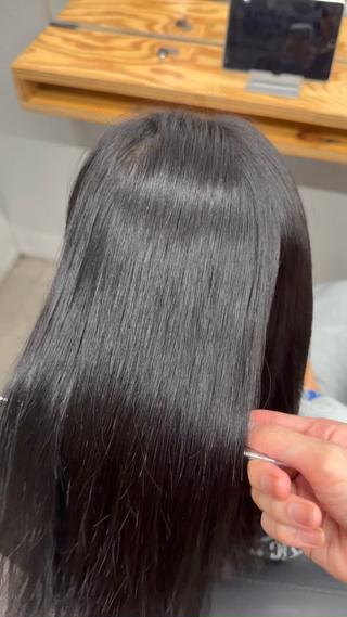 ミディアム 亀田 泰生のヘアスタイル