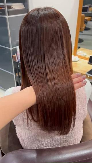 縮毛矯正
ツヤ感たっぷりのサラサラストレートに
髪の状態を見ながら施術させていただきます
#縮毛矯正 #ストレートヘア #サラサラヘア #ツヤ髪